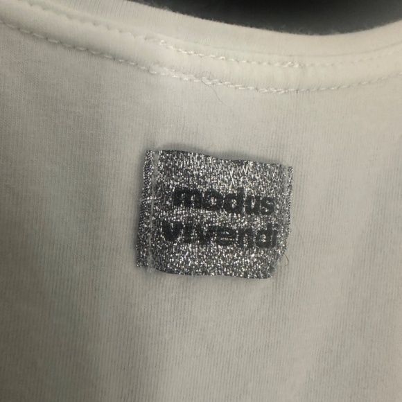 Modus Vivendi Metallic Trim Tank Top Large runs small Gently worn 95% cotton - Picture 4 of 5